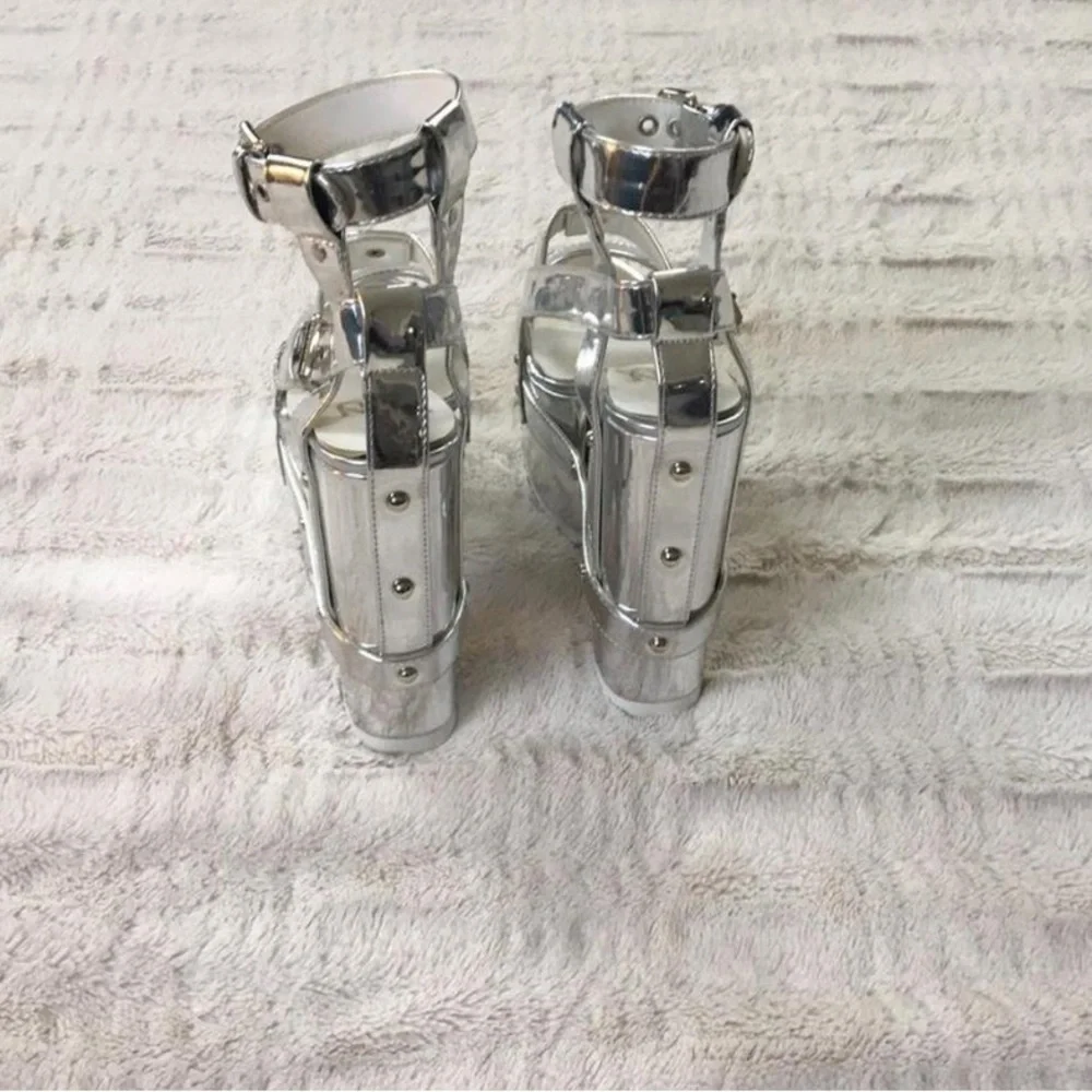 YRU Nightcall Heels Chrome - Picture 3 of 5